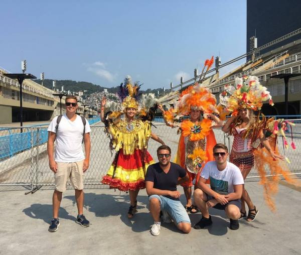 Tour no Cristo, Maracanã, Sambódromo e Vários Pontos Turísticos do Rio