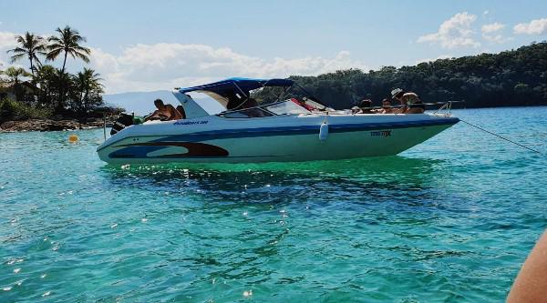 Passeio Meia Volta em Ilha Grande saindo de Conceição de Jacareí