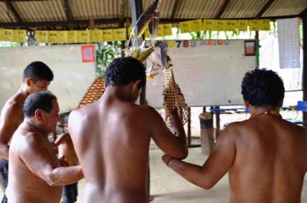 Passeio Ritual Indígena da Tucandeira em Manaus