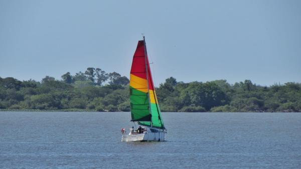 Passeio de Veleiro em Pelotas