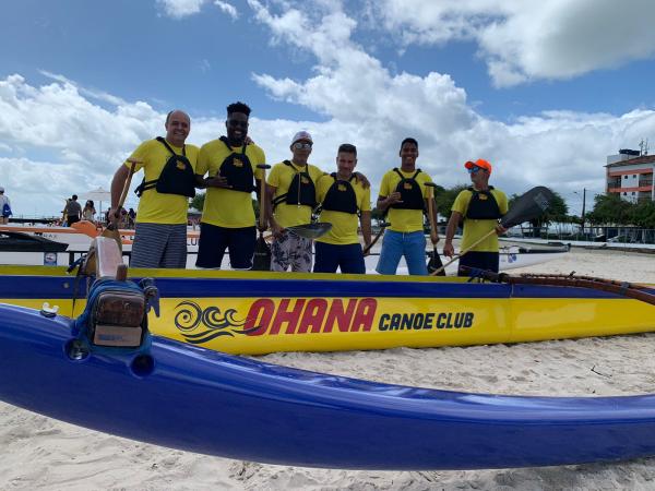 Passeio de Canoa Havaiana em Salvador