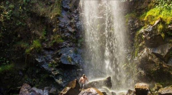 Cascading Salto Santa Rosa