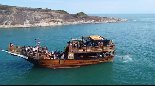 Passeio de Escuna em Guarapari