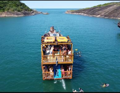 Passeio de Escuna em Guarapari