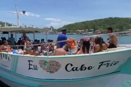 Passeio de Barco em Cabo Frio
