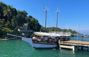 Passeio Ilha Grande saindo de Conceição de Jacareí