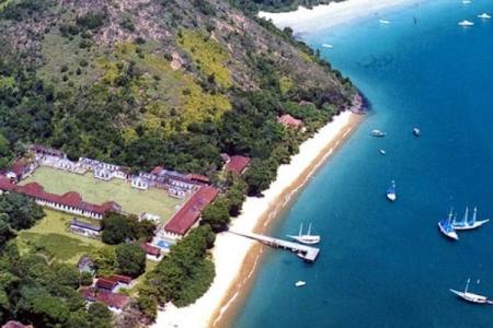 Passeio de Barco em Ubatuba