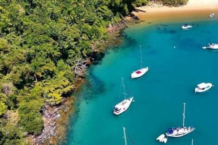 Passeio de Barco em Ubatuba