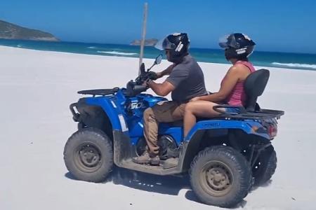 Passeio de Quadriciclo em Arraial do Cabo