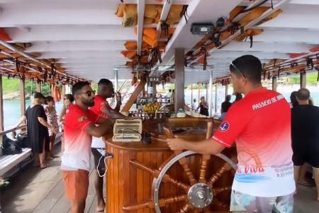 Passeio de Barco em Búzios