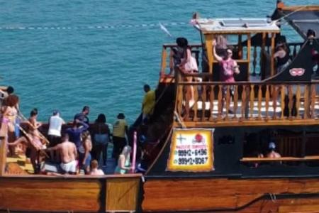 Passeio de Escuna em Guarapari