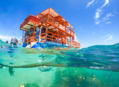 Passeio de Barco para Piscinas Naturais do Seixas