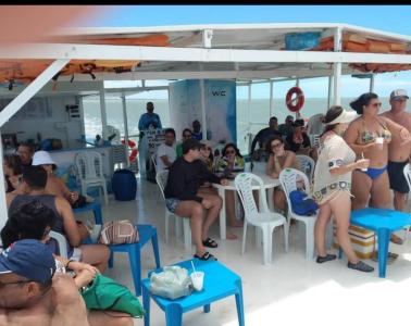 Passeio de Barco para Piscinas Naturais do Seixas
