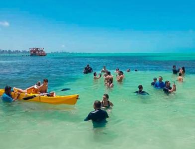 Passeio de Barco para Piscinas Naturais do Seixas