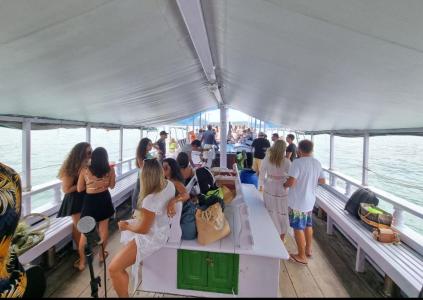 Passeio de Barco em Ubatuba