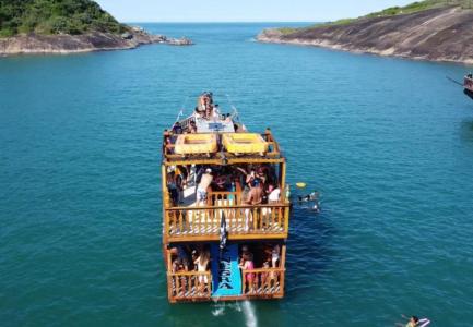 Passeio de Escuna em Guarapari