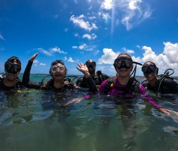 Mergulho com cilindro nas piscinas naturais de João Pessoa