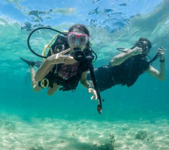 Mergulho com cilindro nas piscinas naturais de João Pessoa