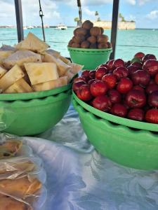 Passeio de Escuna ilha dos Frades e Itaparica
