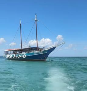 Passeio de Escuna ilha dos Frades e Itaparica