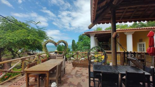 Passeio para às ilhas dos Frades e Itaparica