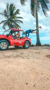 Passeio de Buggy Cabralia com Coroa Vermelha